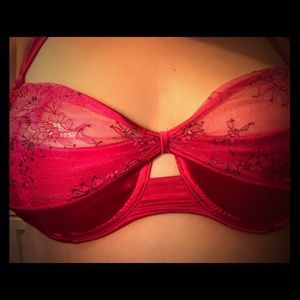 Casique hot pink sexy bra